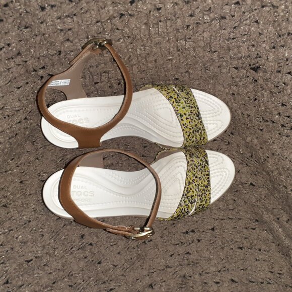 CROCS-Leigh II Ankle Strap Wedge Pump-Yellow/Brown Floral-Sz 8-Excellent - Picture 6 of 7